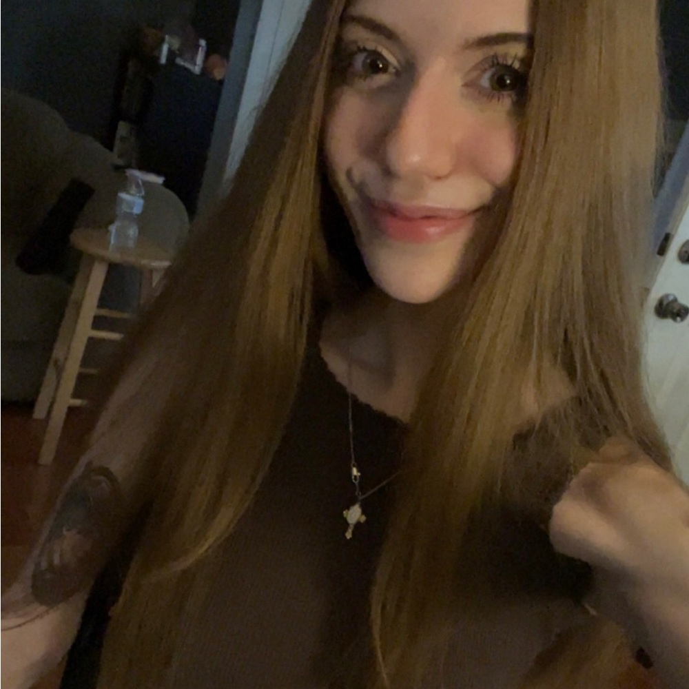 Meet your Posher, Evelyn